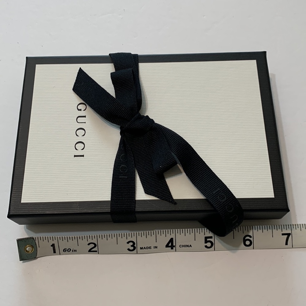 Gucci EMPTY Gift Box & Gucci Ribbon • Authentic - Picture 8 of 9